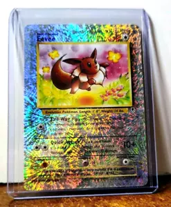 POKEMON EEVEE 74/110 REVERSE HOLO LEGENDARY LP - Picture 1 of 8