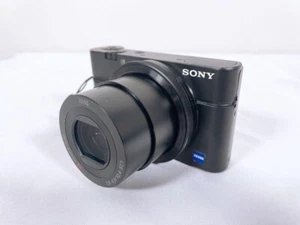 Sony Cyber-Shot DSC-RX100 20,2MP fotocamera digitale compatta 35 lingue【come nuova】 - Foto 1 di 11