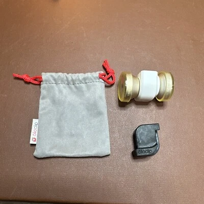 OlloClip 4-in-1 Photo Lens for iPhone 5/5s (Fisheye/Wide-Angle/Macro) - Image 1 of 4