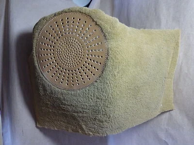 Alfombra cubierta altavoz puerta izquierda Ferrari Testarossa 61550700 Foto 1 de 3