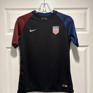 2016 Authentic Nike USA Soccer National Team Jersey Youth Size XL - Picture 1 of 4