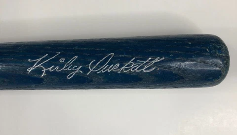 Vintage Kirby Puckett Minnesota Twins Louisville Slugger Mini-Bat 16 inches Cover