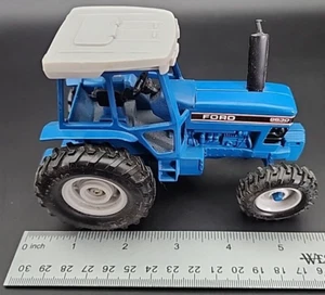 Ertl Ford 8630 4WD Farm Tractor 1/32 Diecast Metal Toy Tractor Blue With Roof - Picture 1 of 10