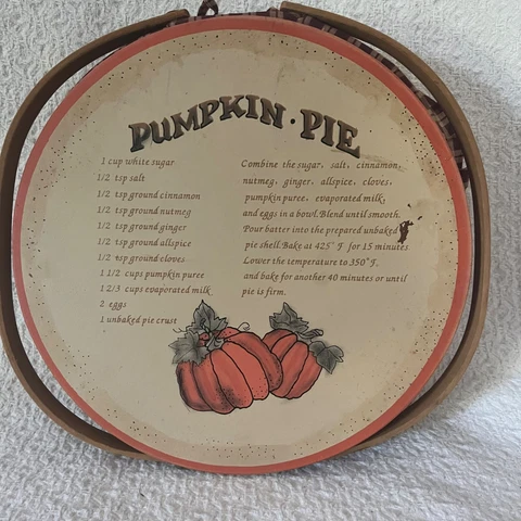 Woven Lined Pumpkin Pie Basket with Lid and Handles Cover