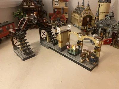 LEGO Hogwarts Express 75955  - Image 1 of 4