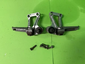 KAWASAKI 250 KR-1S KR1S 250 PASSENGER FOOTRESTS PILLION FOOTPEGS - Picture 1 of 11
