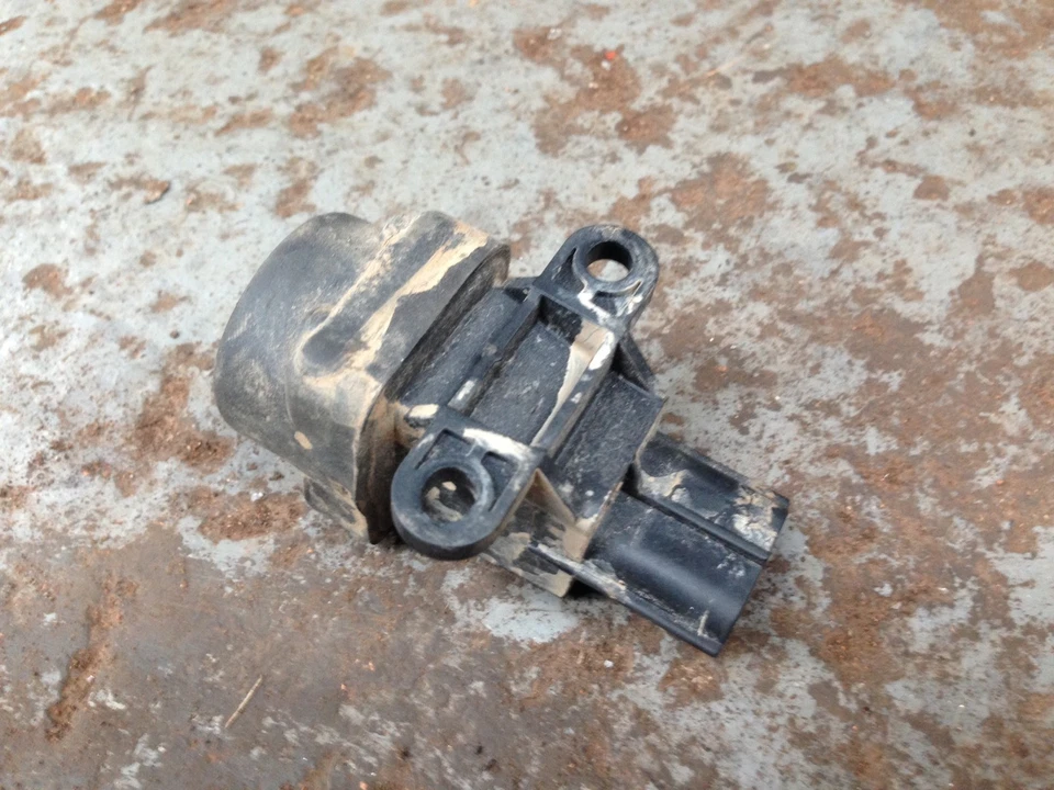 Land Rover Discovery 2 First Interia Switch - Image 1 of 1