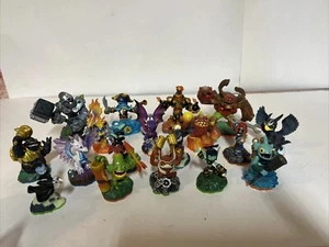Skylanders Figure Lot - Picture 1 of 7