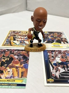 Tarjetas coleccionables (4) y estatuilla de Indy Pacers Reggie Miller Topps/Fleer/Upper Deck. - Imagen 1 de 13