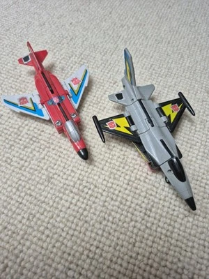 Transformers G1 FIREFLIGHT and SKYDIVE Hasbro - Image 1 of 4