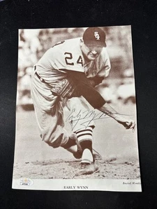 VTG - EARLY WYNN - Autographed Signed 8x10 Magazine Photo - JSA Certified - Picture 1 of 4
