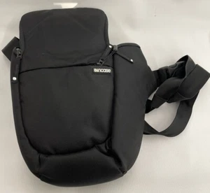 Used but In Great Condition Incase dSLR Digital Camera Shoulder Bag  - Picture 1 of 5