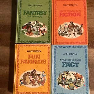 Vintage Walt Disney Parade Bücher 1970 komplett 4 Bände Sammlung - Bild 1 von 13