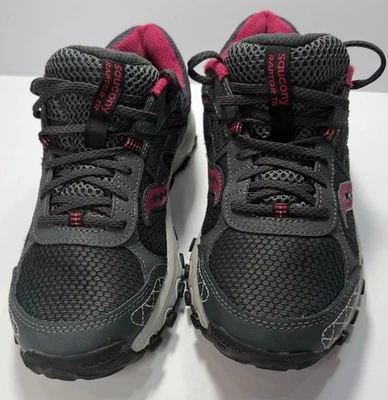 8.5 Women’s Running Shoe  Saucony Grid Raptor Tr 2   Gray Pink EUC - Image 1 of 4