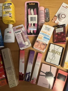 Beauty XXL Set 50 Stück Damen Kosmetik Hydro Boost Parfümproben Masken Duschgel - Bild 1 von 5