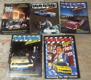 Lot Five Grand National Illustrated Magazines Seasons In Review 83, 86, & 87 - Imagen 1 de 6