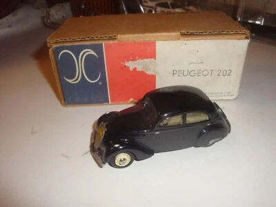 AMR- PEUGEOT 202 berline noir 1938 - Photo 1/2