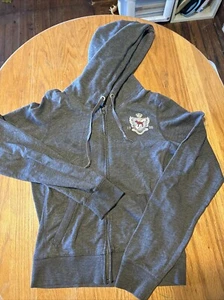 Sudadera con capucha gráfica con cremallera completa vintage Victoria's Secret para mujer M University of Pink - Imagen 1 de 6