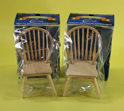Silla de madera Classics by Handley 08650 lote de 2 muebles sellados para casa de muñecas Foto 1 de 4