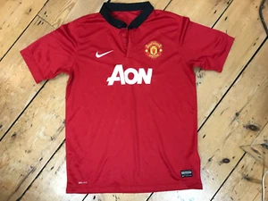 Manchester United football shirt 2013 - 2014 Home Soccer jersey Size 13-15 yrs - Picture 1 of 4