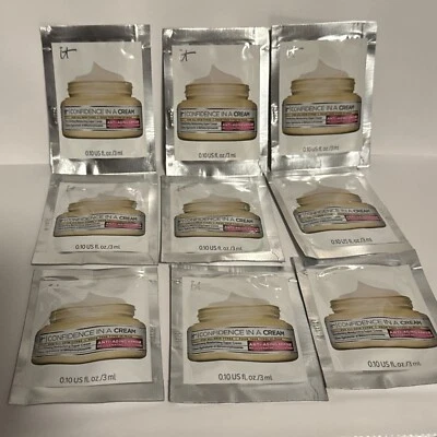 it Cosmetics Confidence in a Cream Anti-Aging Transform Moisturizer SAMPLE /9pk - Image 1 of 4