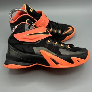 Nike LeBron Soldier 8 Black Peach Basketball Shoes Youth Size 6Y - Picture 1 of 13