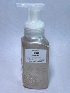 1 BATH & BODY WORKS GENTLE CLEAN FOAMING HAND SOAP FIRST SNOW - Picture 1 of 2