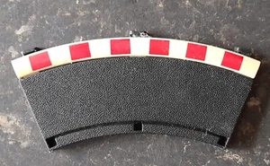 Borde interior curvo de pista Scalextric - negro - Imagen 1 de 1