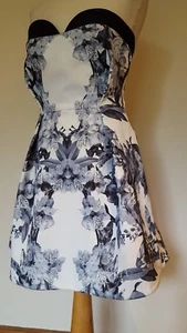 Finders Keepers NEW Floral Black & White Final Hope Party Dress Size S RRP £150 - Picture 1 of 12