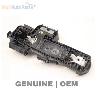 Mercedes-Benz ML250 2015 - Soporte de manija exterior puerta trasera izquierda 2047602534 Foto 1 de 4