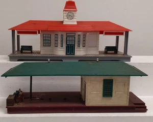 Noma & Lionel O Vintage Railroad Stations: 450, 256 [2] - Picture 1 of 6