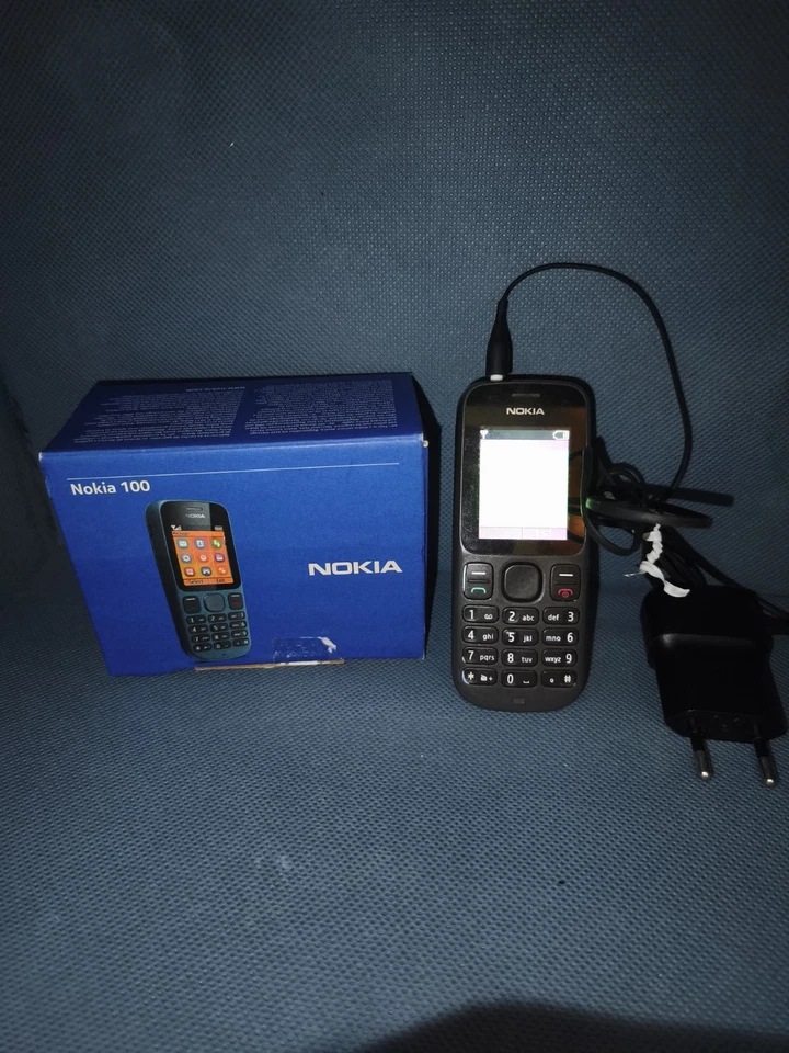 Nokia 100 - Immagine 1 di 1