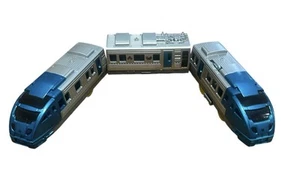 Treno 3 vagoni Tomy/Plarail JR Kyushu Railway Limited Express Sonic 883 Series - Foto 1 di 4