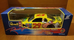 1997 Revell 1:24 Steve Grissom #29 Flintstones Cartoon Network Chevy Monte Carlo - Picture 1 of 7
