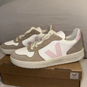 VEJA V-10 CHROMEFREE LEATHER LOW-TOP SNEAKERS WOMEN SHOES SZ 7/38 - Picture 1 of 11