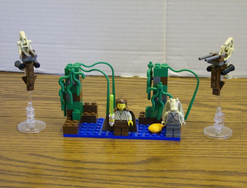 Lego 7121 Star Wars NABOO SWAMP Complete w/Instructions - Image 1 of 1