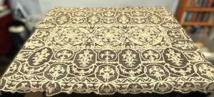 VINTAGE LARGE & INTRICATE RECTANGULAR CROCHET LACE TABLECLOTH - Picture 1 of 10