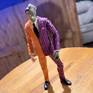 DCUC DC Universe Classics Two Face 6" Figur Gotham City 5-Pack Exclusive Rare - Bild 1 von 4