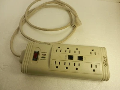 Protector contra sobretensiones Belkin F5C595 -TEL, SurgeMaster II Power Strip 8 salidas Foto 1 de 4