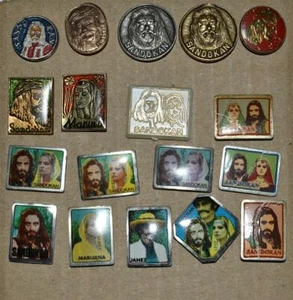 Sandokan Kabir Bedi & Lady Marianna Carole André TV Show Vintage Pin Anstecker Lot RAR - Bild 1 von 3