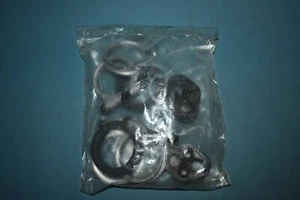 1976 Up Volvo Exhaust Repair Mounting Kit 270708 4 cyl 242 244 245 264 265 - Imagen 1 de 5