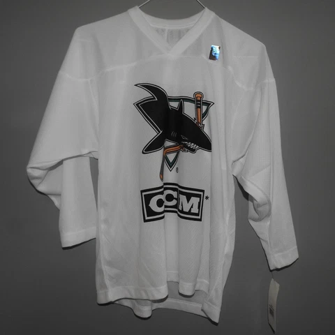 NHL CCM San Jose Sharks Hockey Jersey NEW Youth L/XL Cover