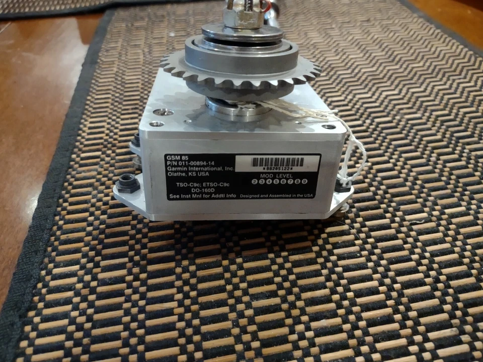 GARMIN GSM 85 SERVO CLUTCH CAPSTAN  P/N 011-00894-14    - Image 1 of 2