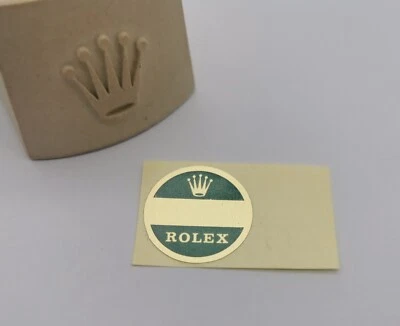 Rolex Green and golden case back sticker newoldstock - Immagine 1 di 4