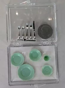 Dollhouse Miniature Chrysnbon Jadite 5 pc Place Setting + flatware 1:12 Scale - Picture 1 of 3