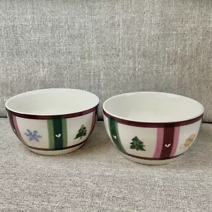 Set of 2 Pfaltzgraff Snow Bear Cereal Soup Bowls Christmas Winter Holiday - Picture 1 of 5