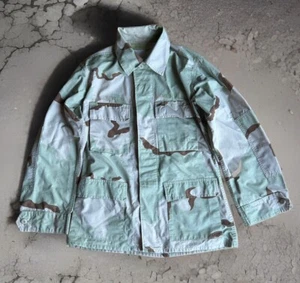 Chaqueta OTAN Camuflaje Desierto Stock Carga Utilidad7080/8494 Combate Pequeña Larga - Imagen 1 de 14
