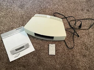 Bose Wave Music System CD Player AM/FM Radio AUX Input Beige W/ Remote TESTED! - Picture 1 of 14