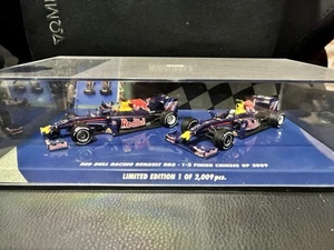 1 of 2009 red bull racing renault rb5 1-2 finish chinese gp 2009 - Picture 1 of 3