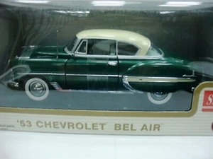 WOW EXTREMELY RARE Chevrolet Belair 2D HT 1953 Green/Cream 1:18 SunStar-Auto Art - Picture 1 of 9